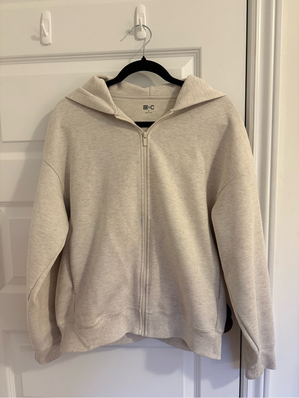 Uniqlo Cream Full-Zip Hooded Sweatshirt